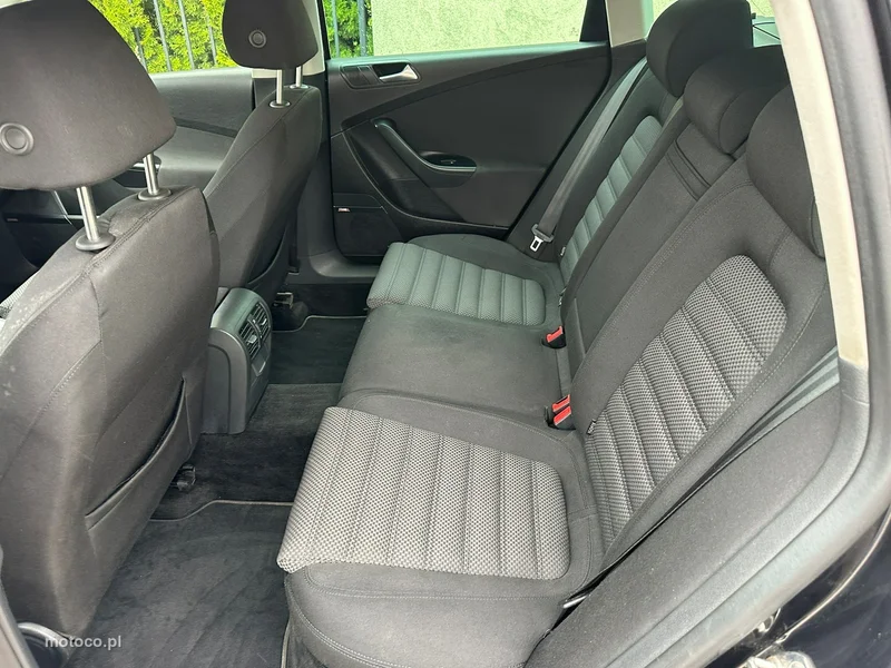 Volkswagen Passat B7 9