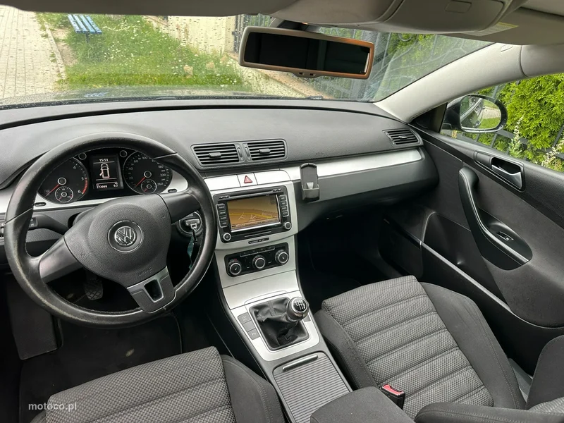 Volkswagen Passat B7 10