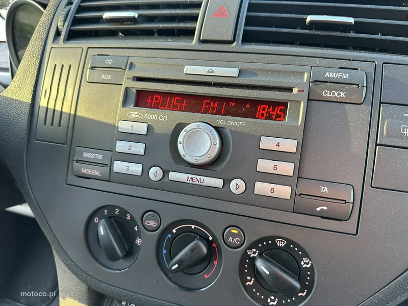 Ford C-Max I 19
