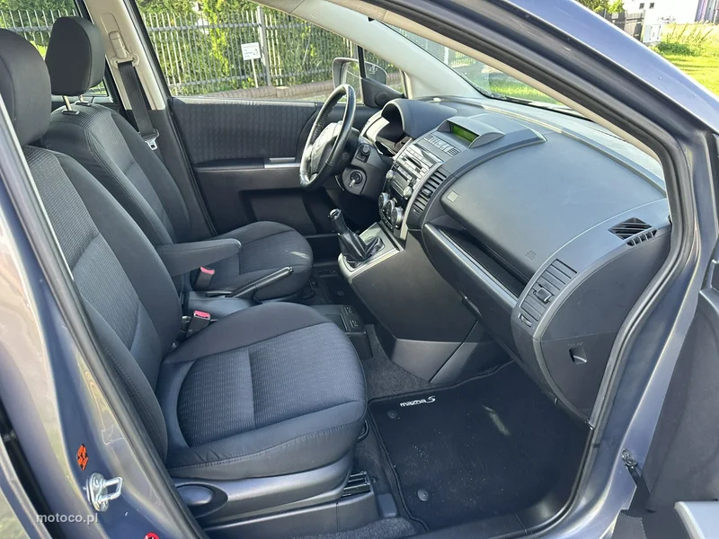 Mazda 5 13