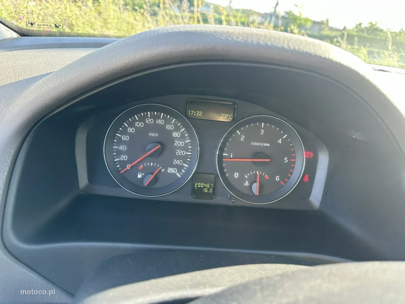 Volvo V50 15