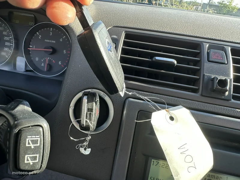 Volvo V50 17