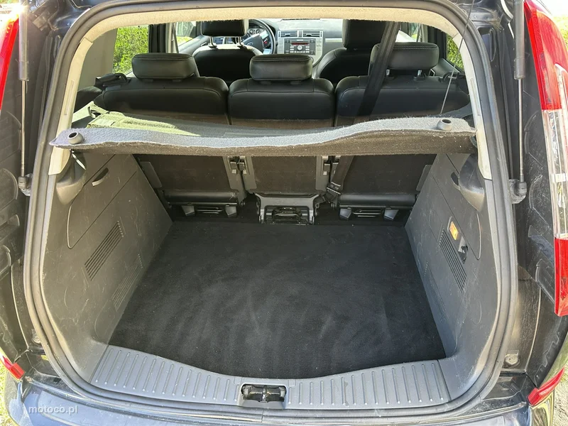 Ford C-Max I 13