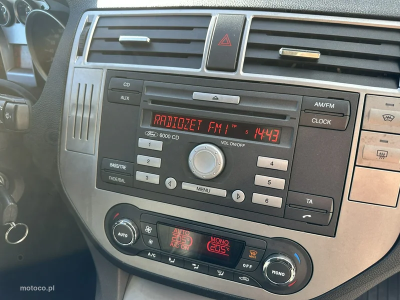 Ford C-Max I 18