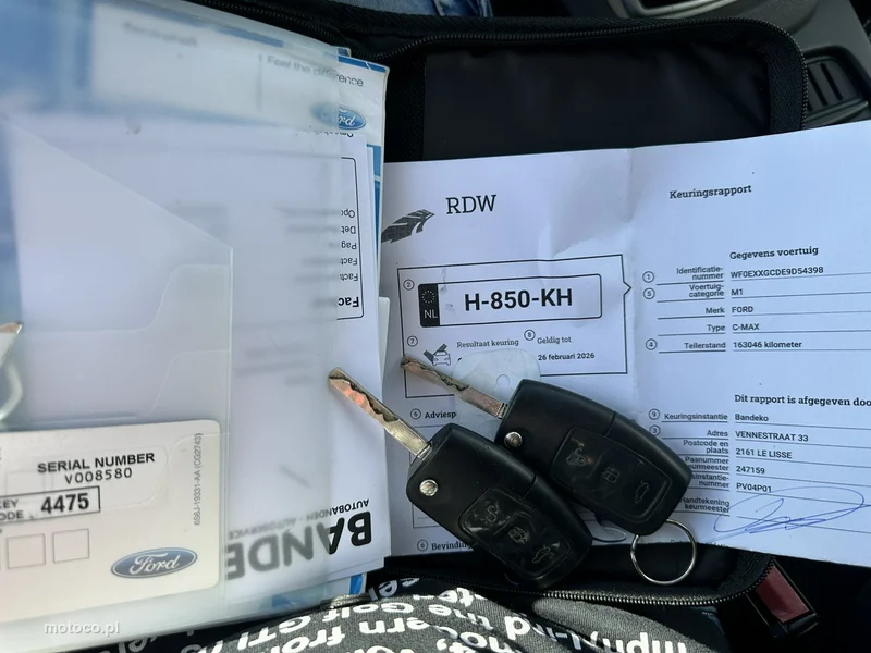 Ford C-Max I 23