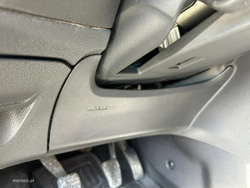 Ford Fiesta VI 25