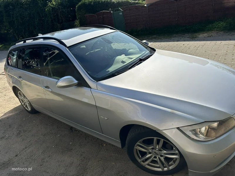 BMW Seria 3 E90 318 2