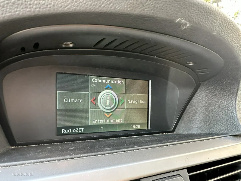 BMW Seria 3 E90 318 19