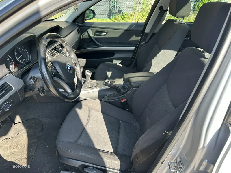 BMW Seria 3 E90 318 7