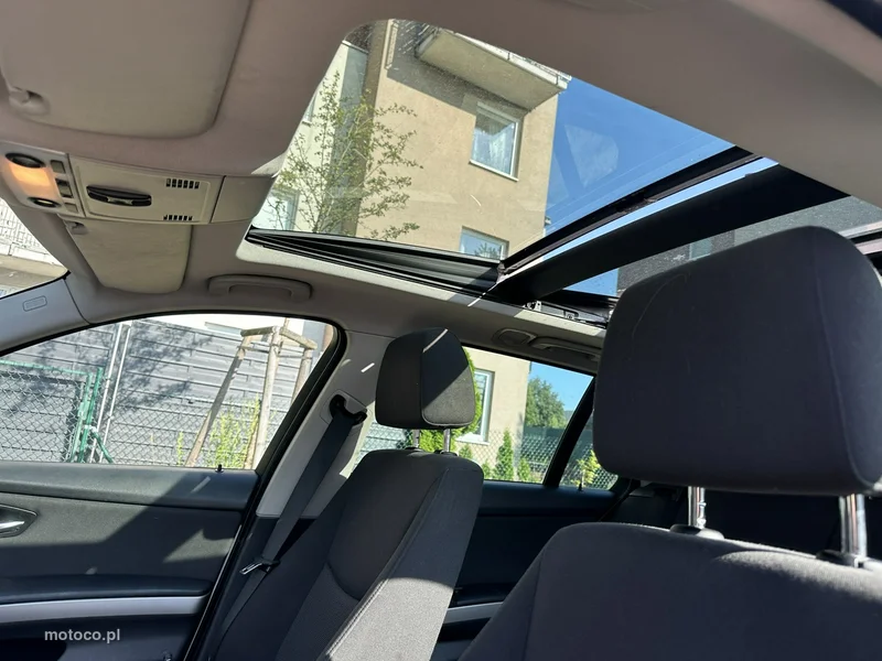 BMW Seria 3 E90 318 8