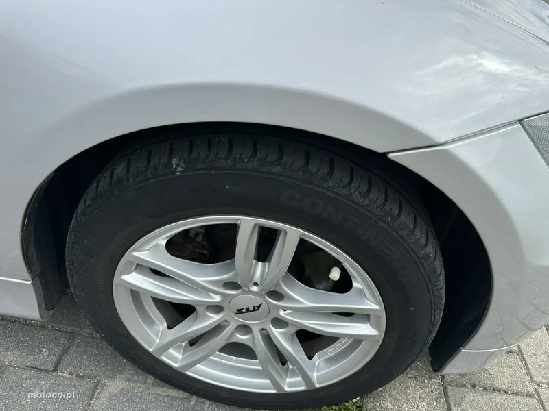 BMW Seria 3 E90 318 4