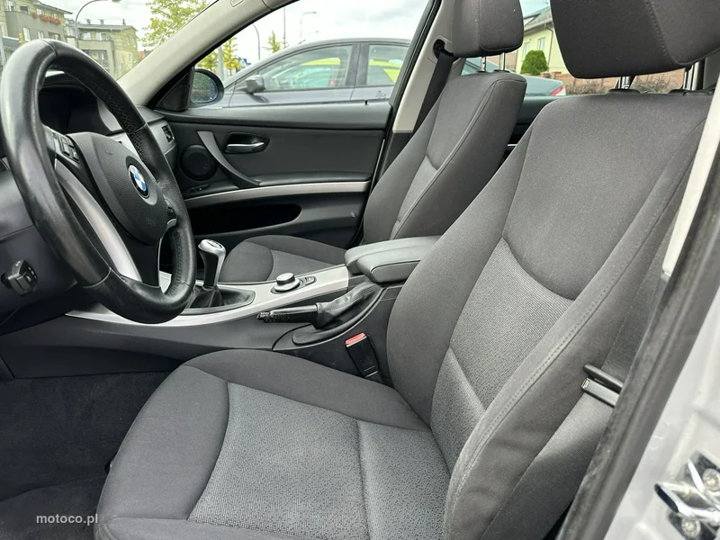 BMW Seria 3 E90 318 9