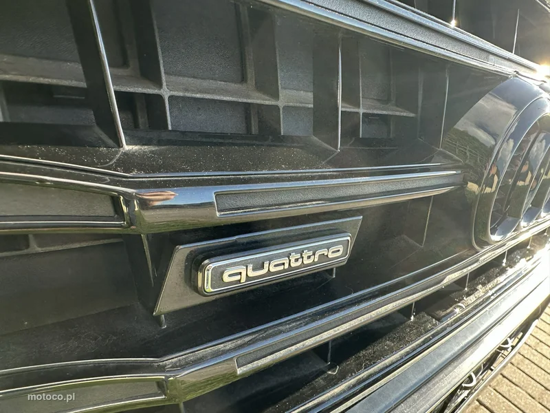 Audi Q5 8R 6