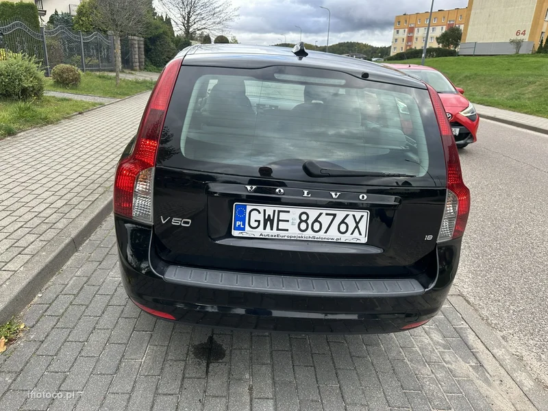 Volvo V50 5