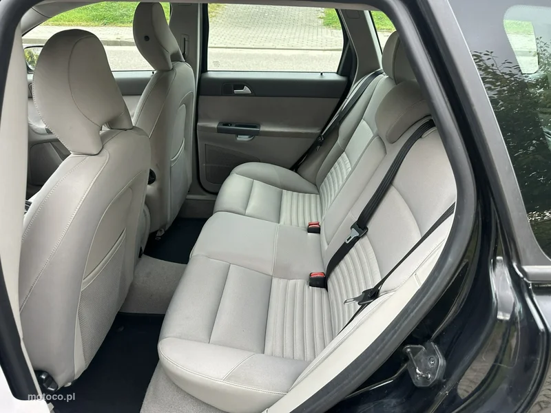 Volvo V50 8