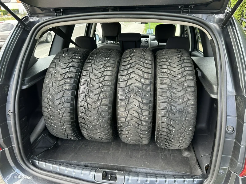 Dacia Duster 16
