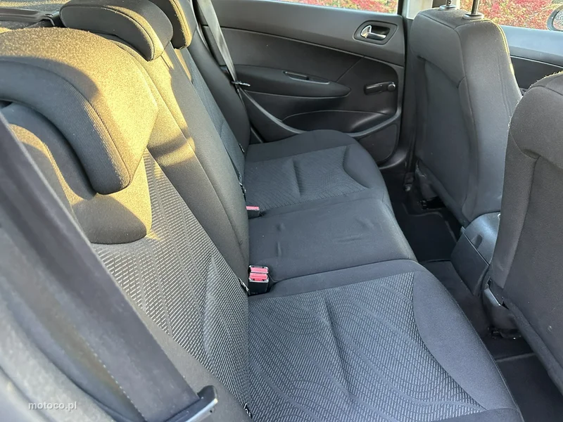 Peugeot 308 13