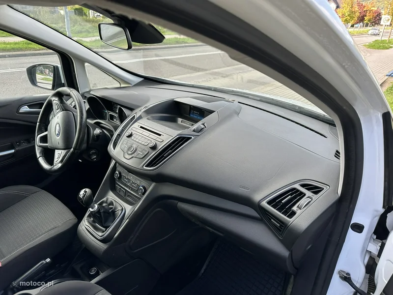 Ford C-Max II 9