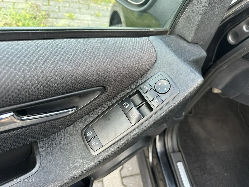 Mercedes-Benz Klasa A W169 A 150 18