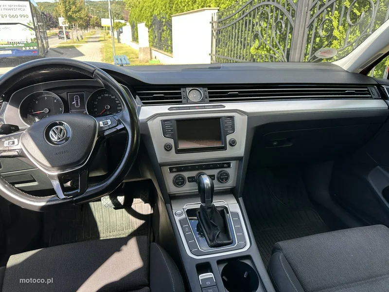 Volkswagen Passat B8 12