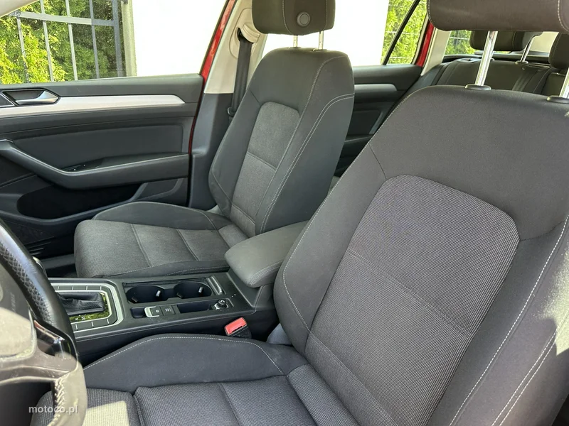 Volkswagen Passat B8 10
