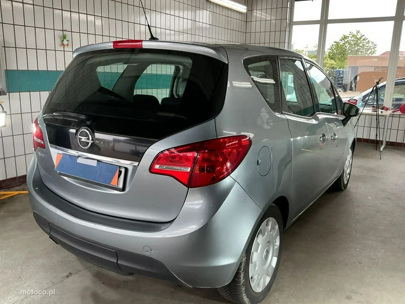 Opel Meriva B 4