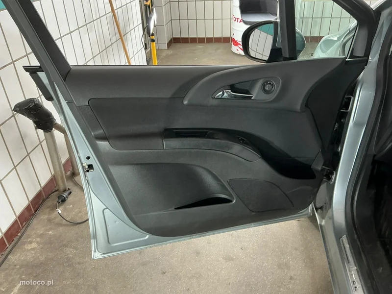 Opel Meriva B 5