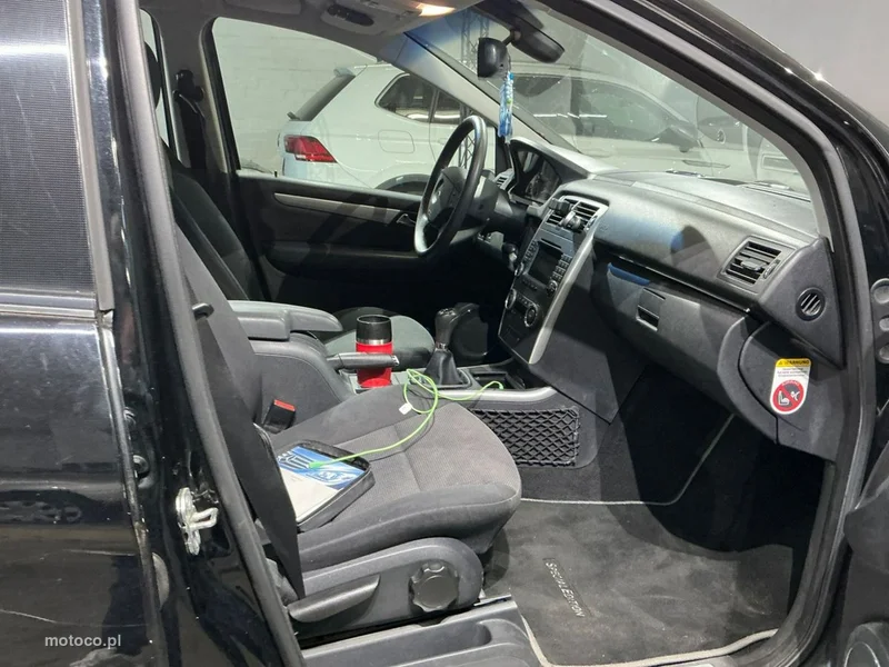 Mercedes-Benz Klasa B W245 B 200 3