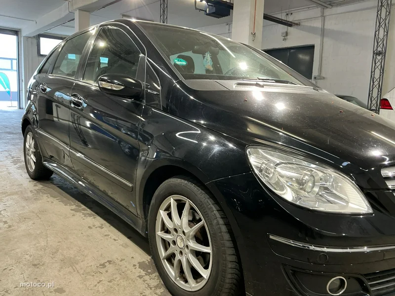 Mercedes-Benz Klasa B W245 B 200 10