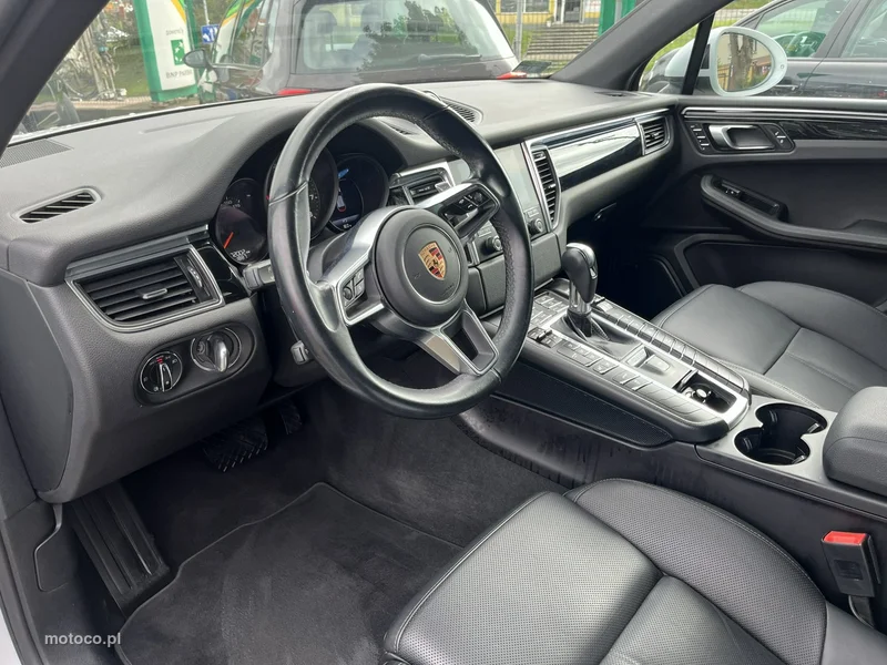 Porsche Macan 95B 9