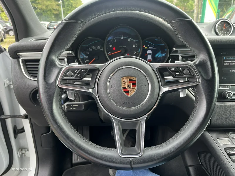 Porsche Macan 95B 10