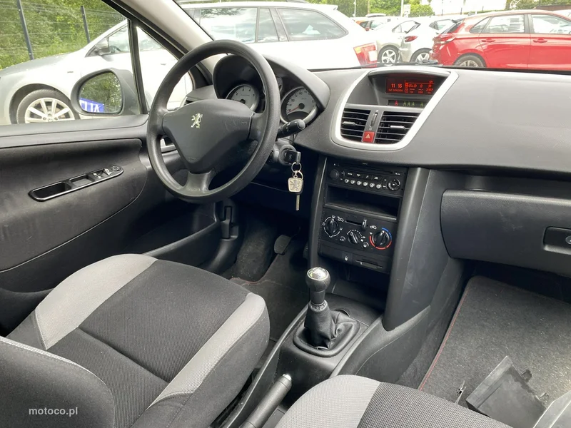 Peugeot 207 9