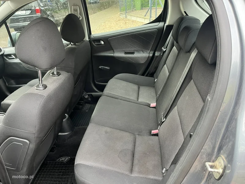 Peugeot 207 12