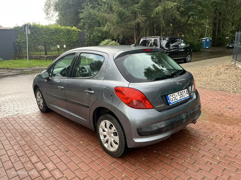 Peugeot 207 4