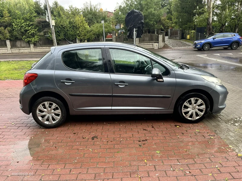Peugeot 207 5