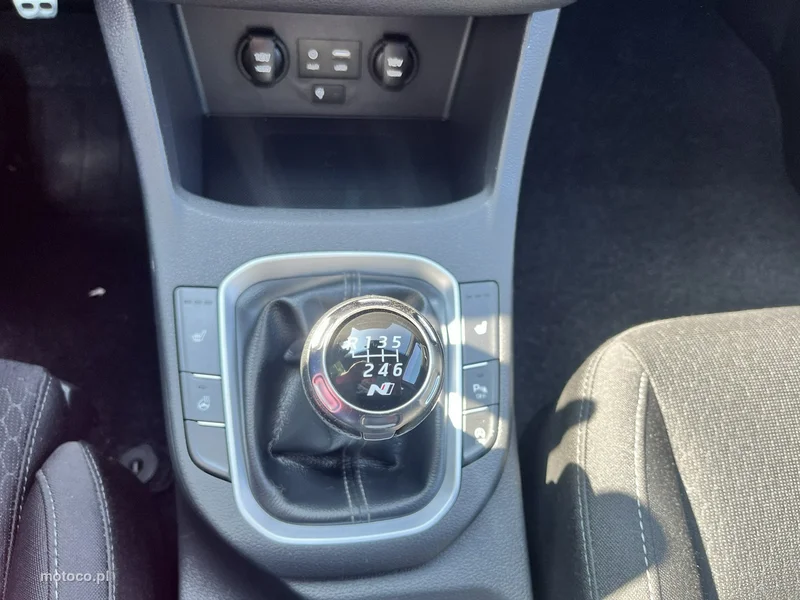Hyundai i30 13
