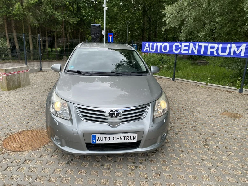 Toyota Avensis T27