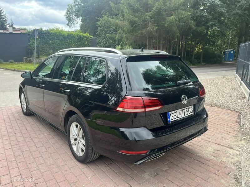 Volkswagen Golf VII 4