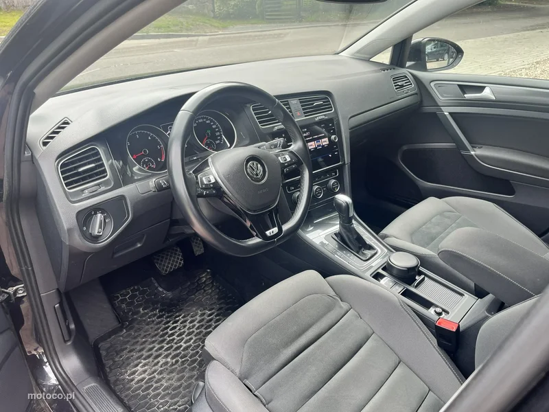 Volkswagen Golf VII 7