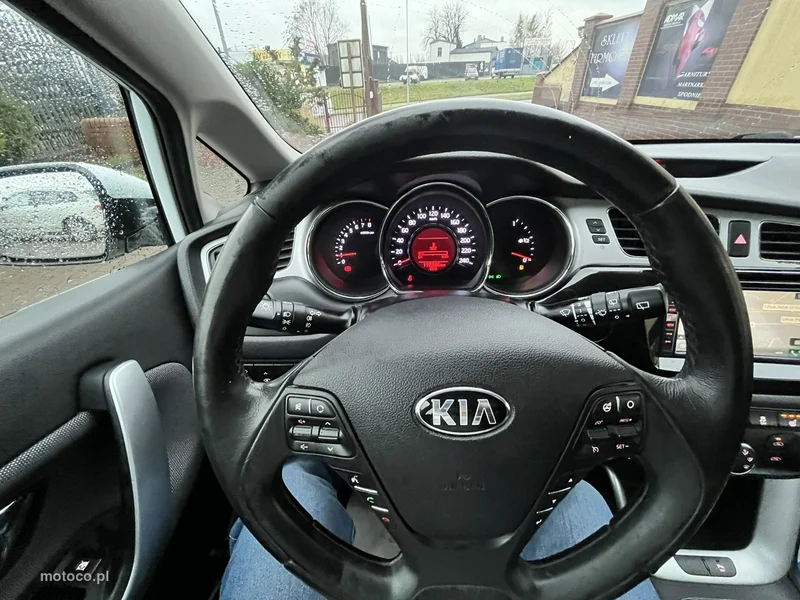 Kia Cee'd 12