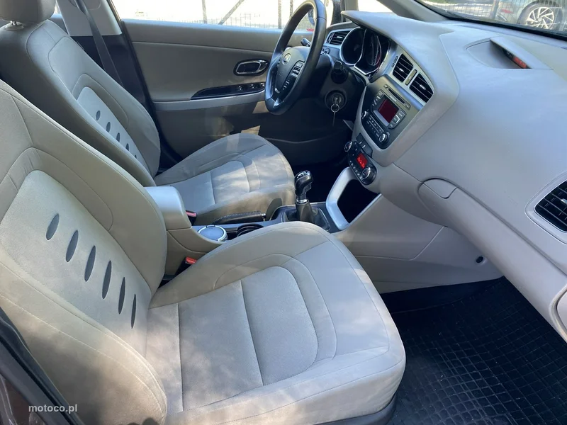 Kia Cee'd 8