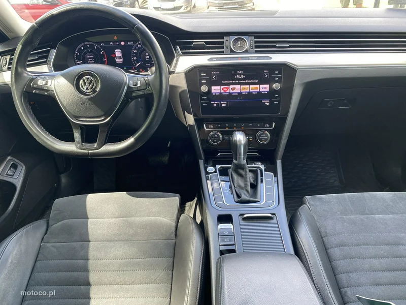 Volkswagen Passat B8 12