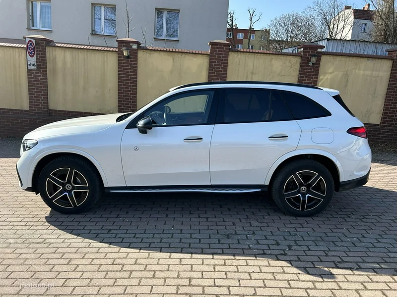 Mercedes-Benz GLC X254 GLC 300 2