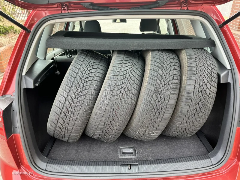 Volkswagen Golf Sportsvan VII 12