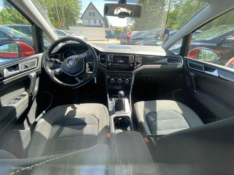 Volkswagen Golf Sportsvan VII 6