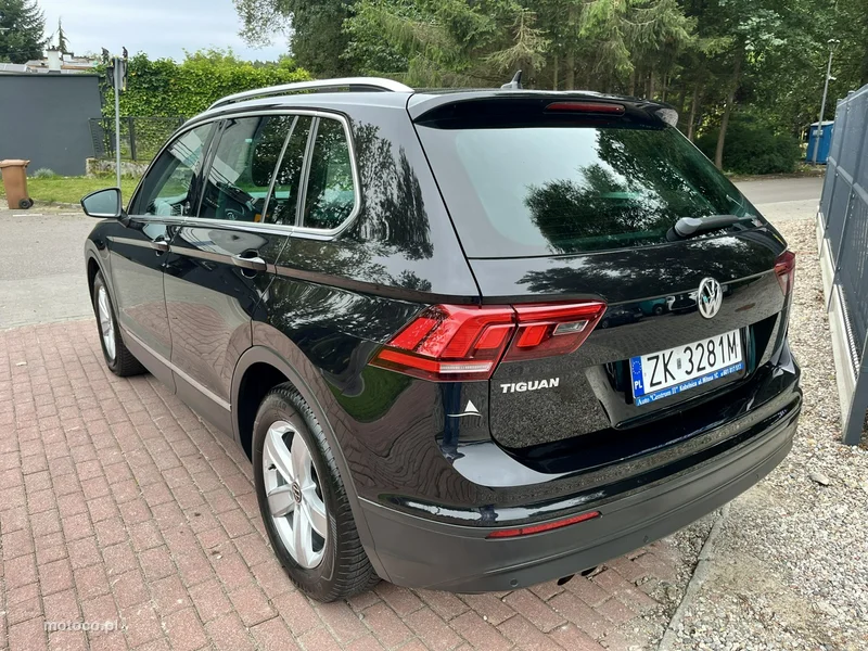 Volkswagen Tiguan AD 4