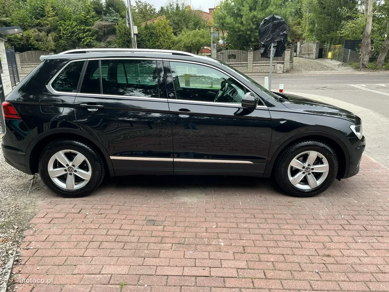 Volkswagen Tiguan AD 5
