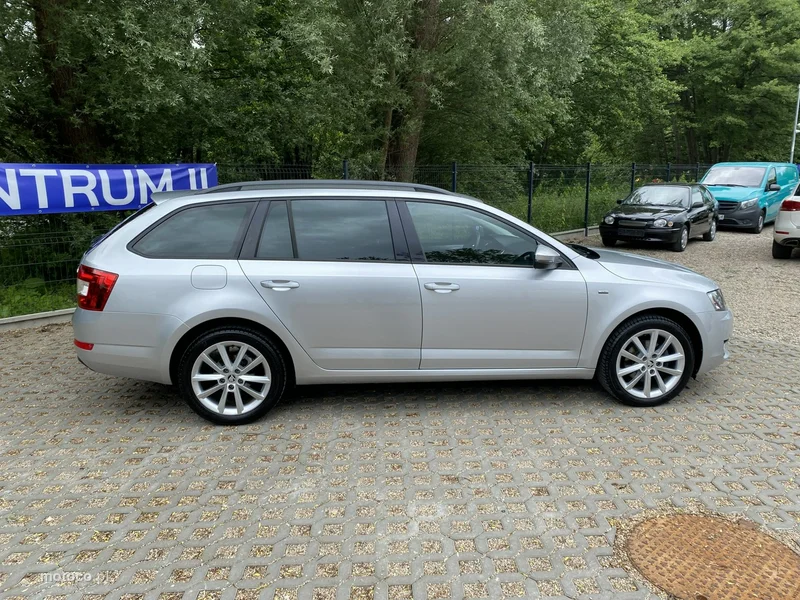 Skoda Octavia III 2