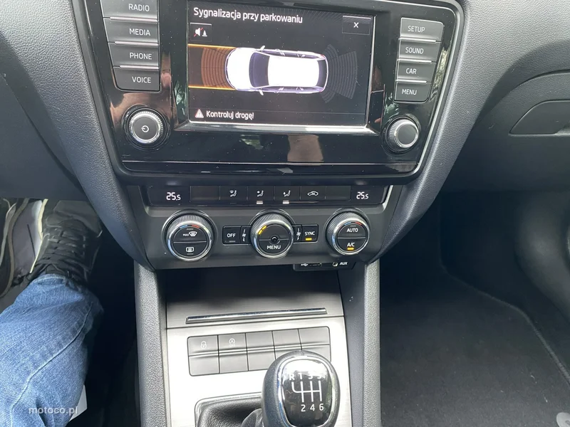 Skoda Octavia III 11