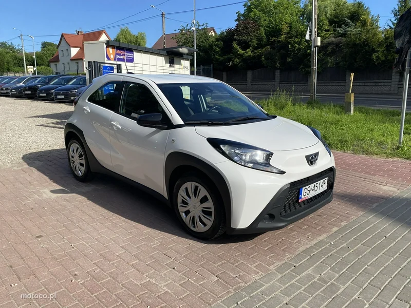 Toyota Aygo (X) 3